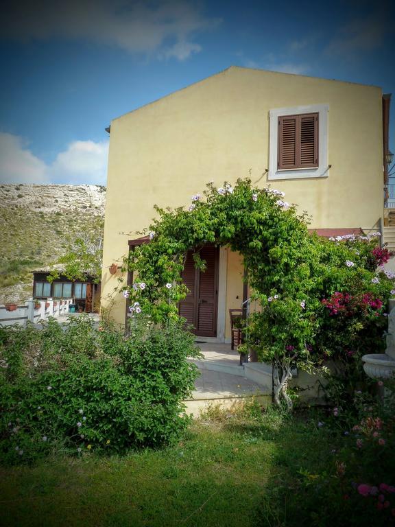 Agriturismo Timpa Del Sole Villa Ното Екстериор снимка